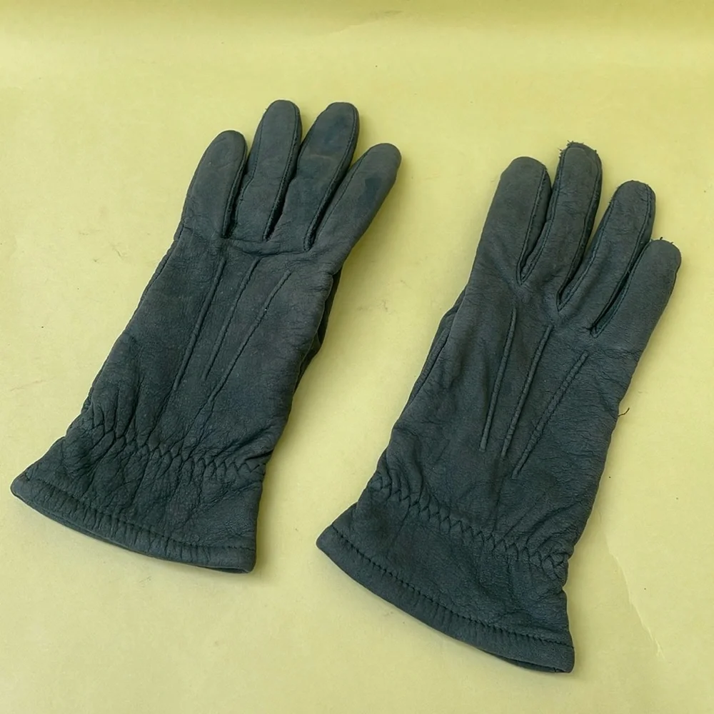 Vintage grayish teal leather gloves with lining